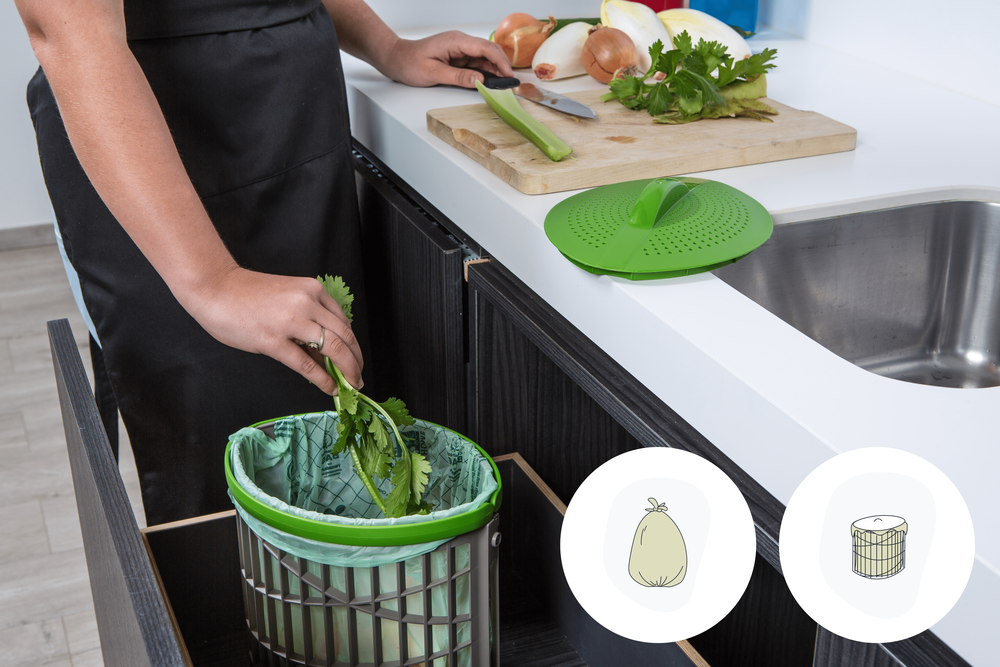 Image of a consumer sorting organic waste in the kitchen in our VentiMax.